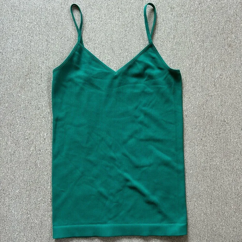 NWOT Free People V-neck Soft Stretchy Fitted Cami Tank Top Bra in Green XS/S